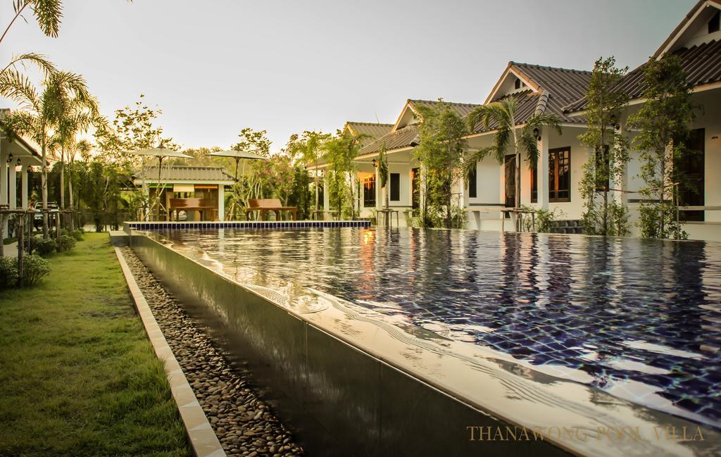 Thanawong Pool Villa Sukhothaï Extérieur photo